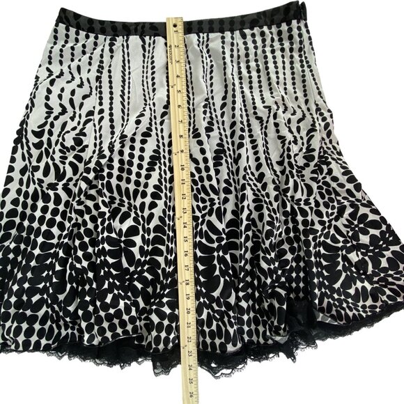 VTG Womens 12 Black White Polka Dot Flowy Feminine Lace Trim Hem Skirt - Picture 4 of 9